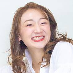 白雪さち花さん